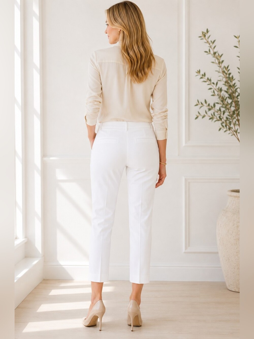 Anne Klein White Cropped Straight-Leg Pants | Size 12 - Picture 2 of 7